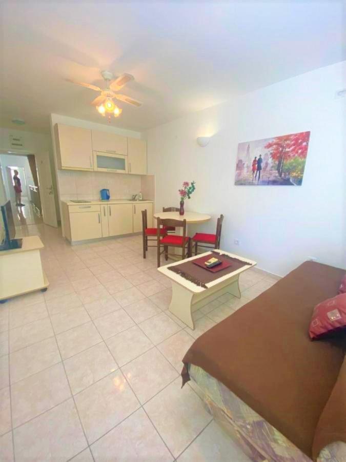 Bliss Apartments Будва Екстериор снимка