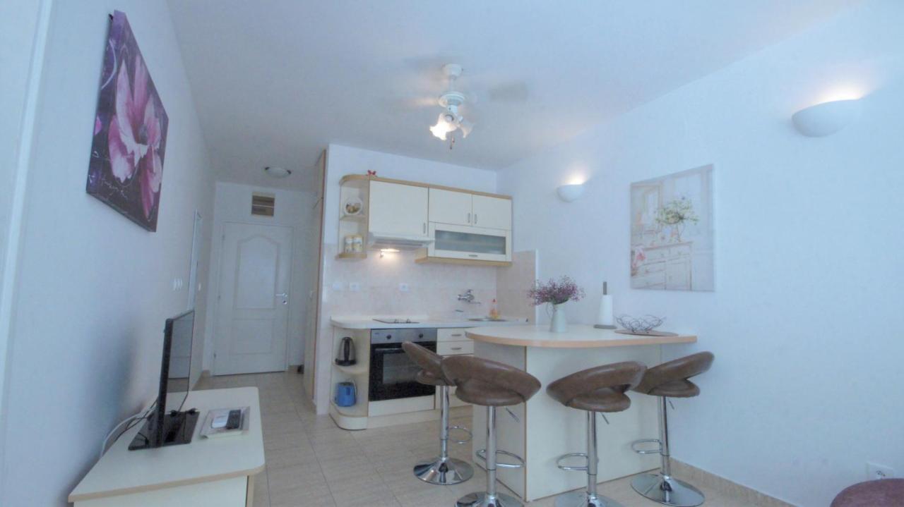 Bliss Apartments Будва Екстериор снимка