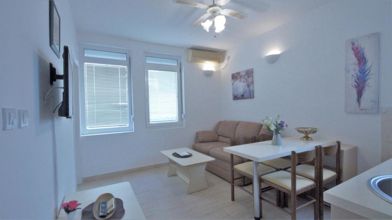 Bliss Apartments Будва Екстериор снимка