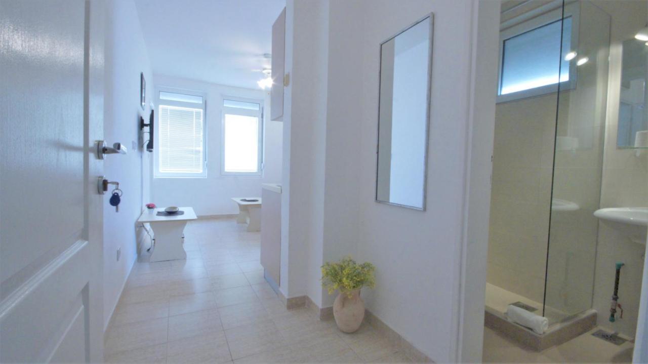 Bliss Apartments Будва Екстериор снимка