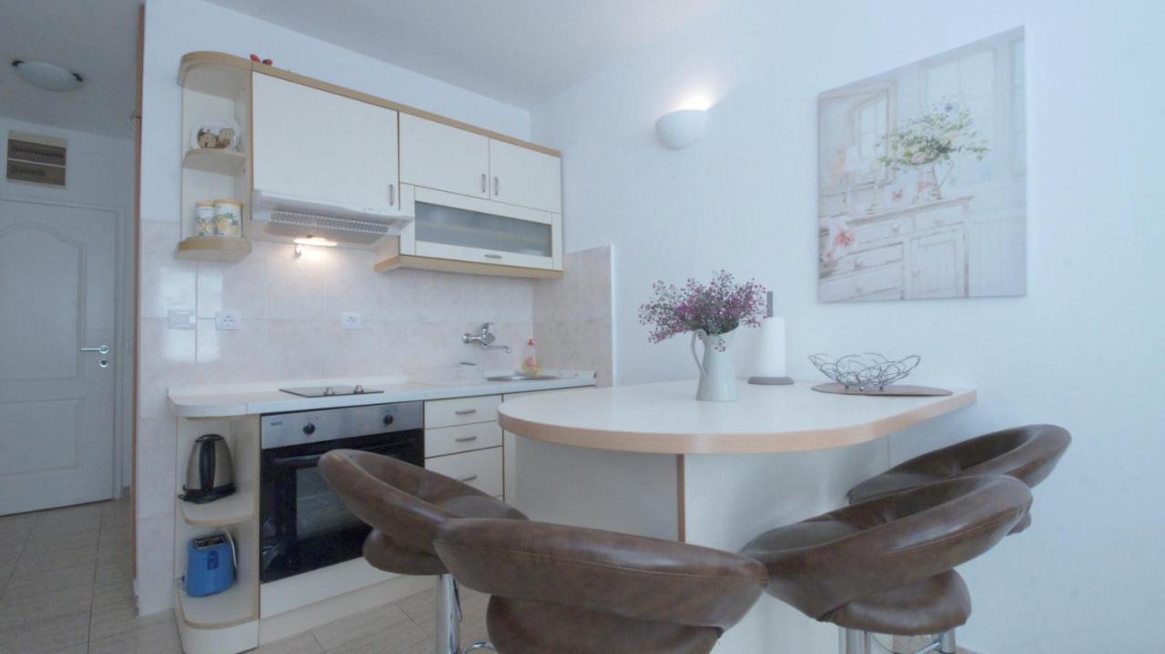 Bliss Apartments Будва Екстериор снимка