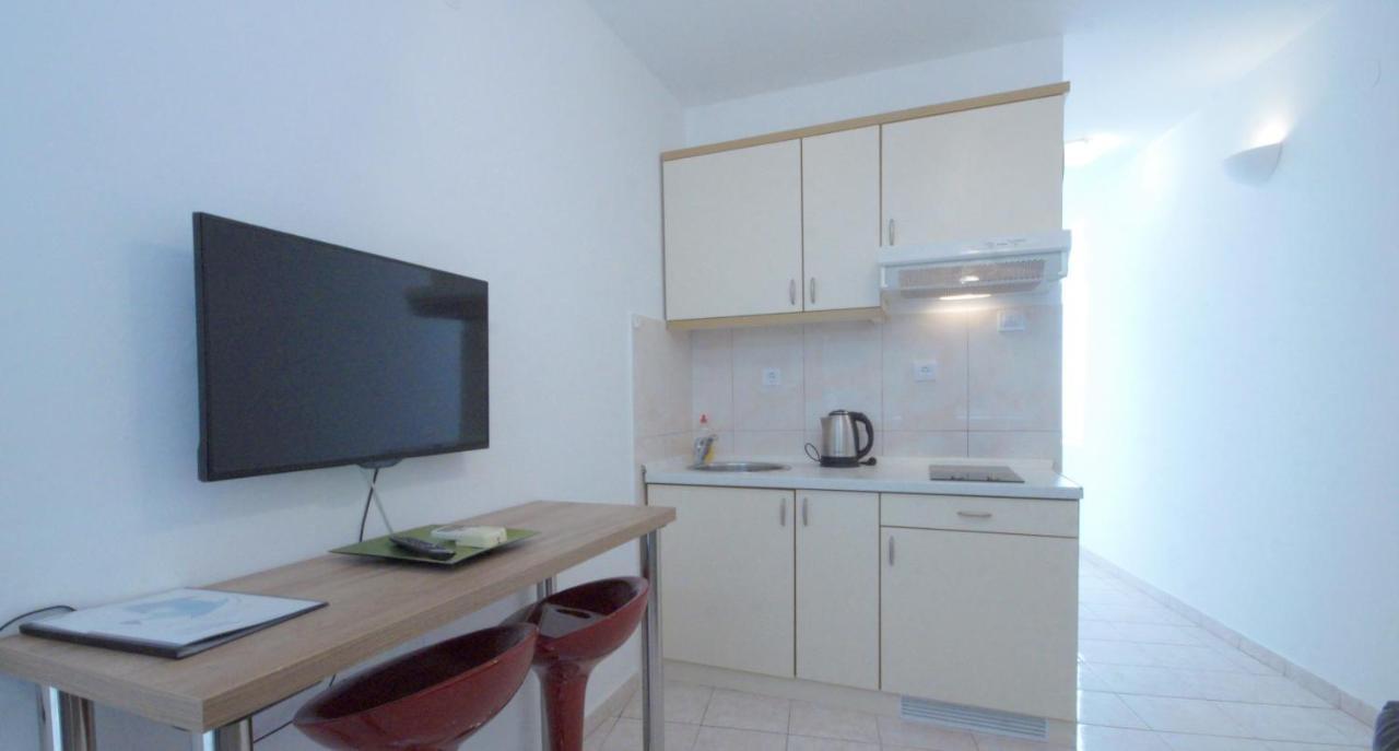 Bliss Apartments Будва Екстериор снимка